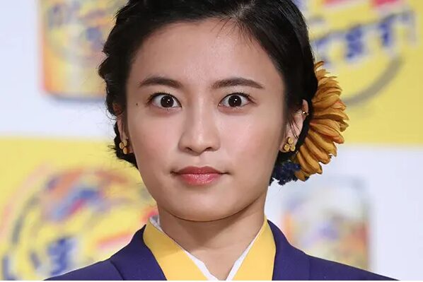 小島瑠璃子の画像1