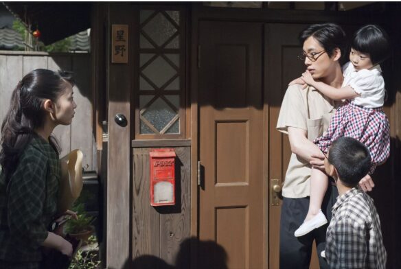 坂口健太郎と高畑充希の画像