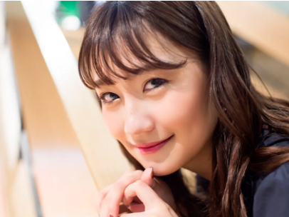 小嶋真子の画像