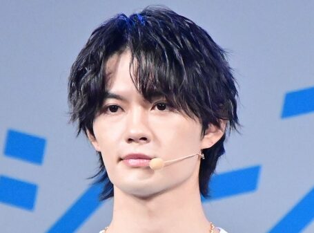 佐野勇斗の画像